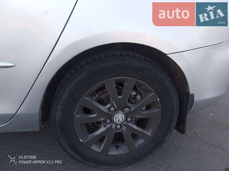 Седан Mazda 3 2006 в Умани