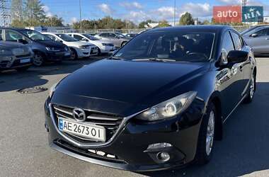 Седан Mazda 3 2015 в Києві