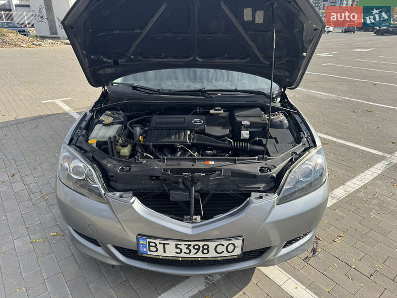 Хэтчбек Mazda 3 2005 в Одессе