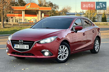 Седан Mazda 3 2014 в Первомайске