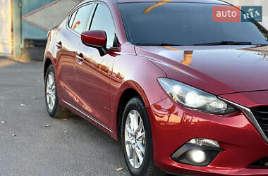 Седан Mazda 3 2014 в Первомайске