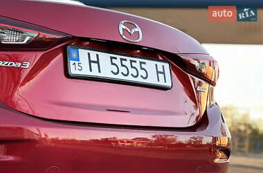 Седан Mazda 3 2014 в Первомайске