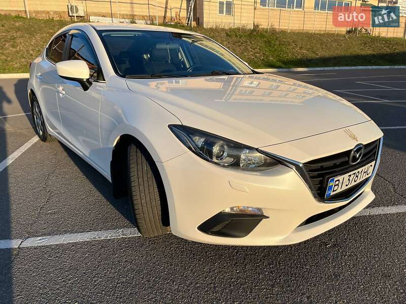 Седан Mazda 3 2014 в Виннице