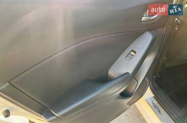 Седан Mazda 3 2014 в Вінниці