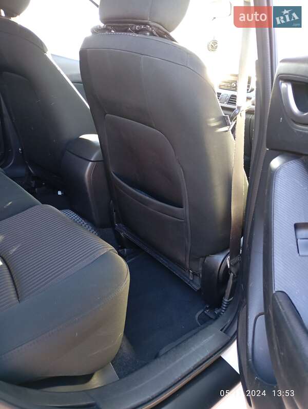 Седан Mazda 3 2014 в Херсоне