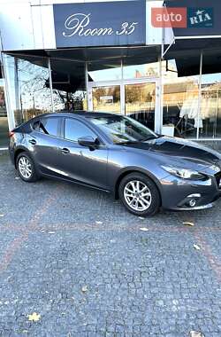 Седан Mazda 3 2014 в Вінниці