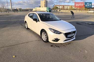 Седан Mazda 3 2014 в Харкові