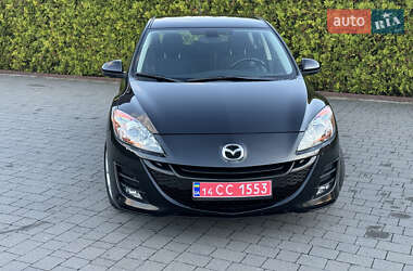 Хэтчбек Mazda 3 2011 в Стрые