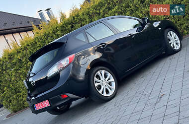 Хэтчбек Mazda 3 2011 в Стрые