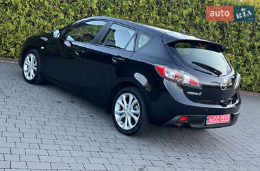 Хэтчбек Mazda 3 2011 в Стрые