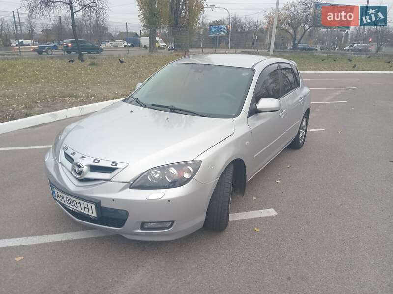 Хэтчбек Mazda 3 2008 в Житомире