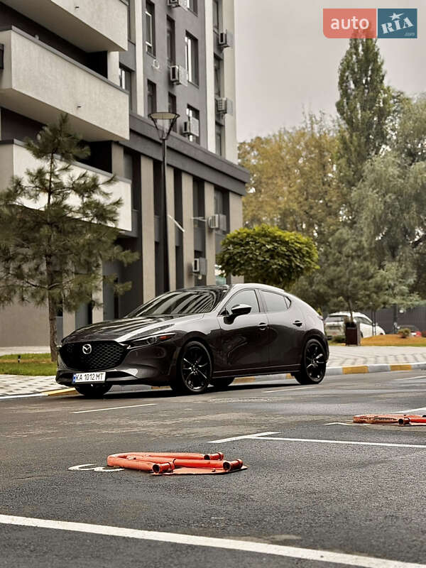 Mazda 3 2019