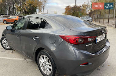 Седан Mazda 3 2014 в Киеве