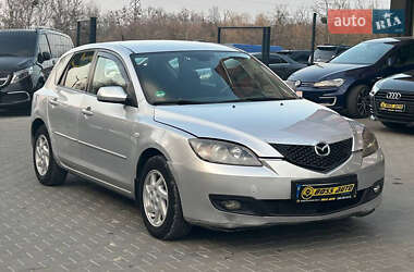 Хетчбек Mazda 3 2006 в Чернівцях