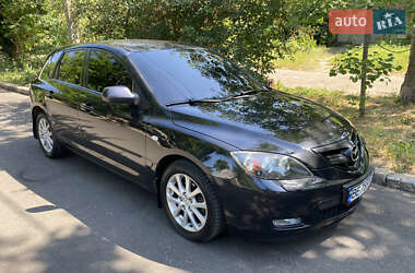 Хэтчбек Mazda 3 2008 в Николаеве