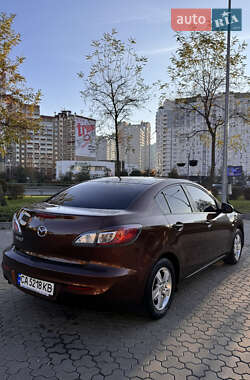 Седан Mazda 3 2012 в Києві