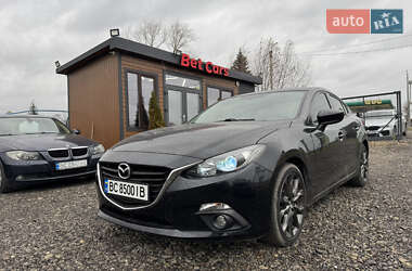 Седан Mazda 3 2015 в Львове