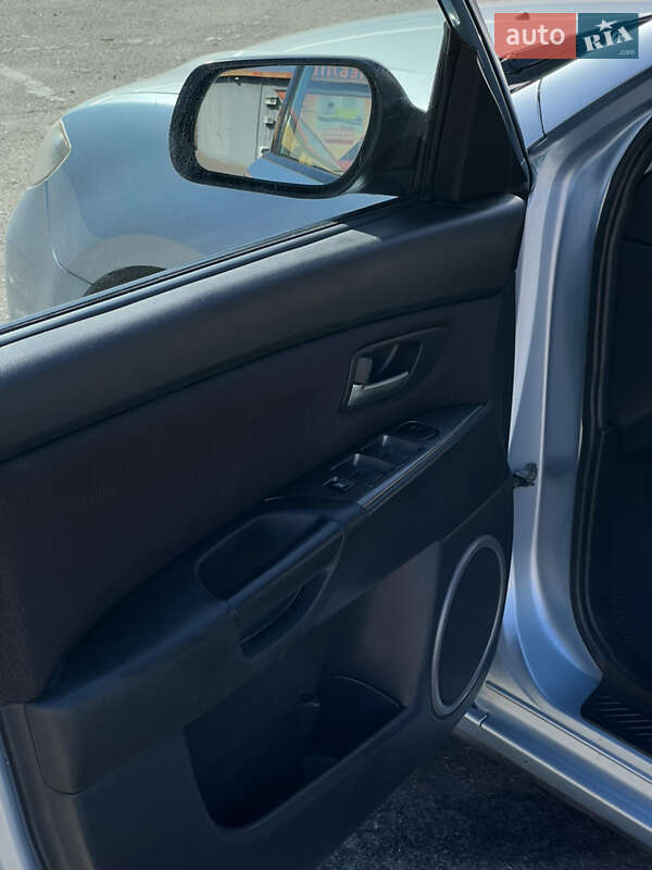 Седан Mazda 3 2007 в Житомире