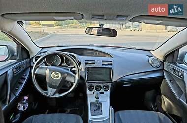 Седан Mazda 3 2009 в Каменском