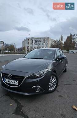 Хэтчбек Mazda 3 2015 в Измаиле