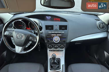 Хетчбек Mazda 3 2011 в Стрию