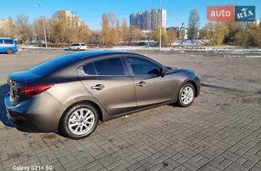 Седан Mazda 3 2014 в Киеве