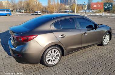 Седан Mazda 3 2014 в Киеве