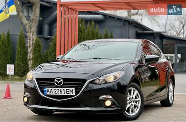 Хэтчбек Mazda 3 2014 в Киеве