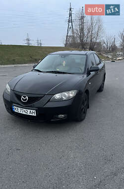 Седан Mazda 3 2006 в Днепре