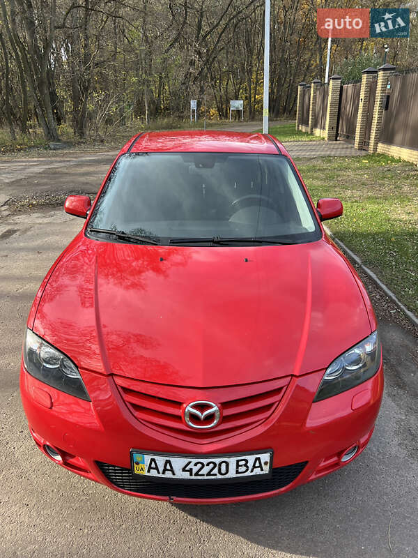 Седан Mazda 3 2005 в Чернигове