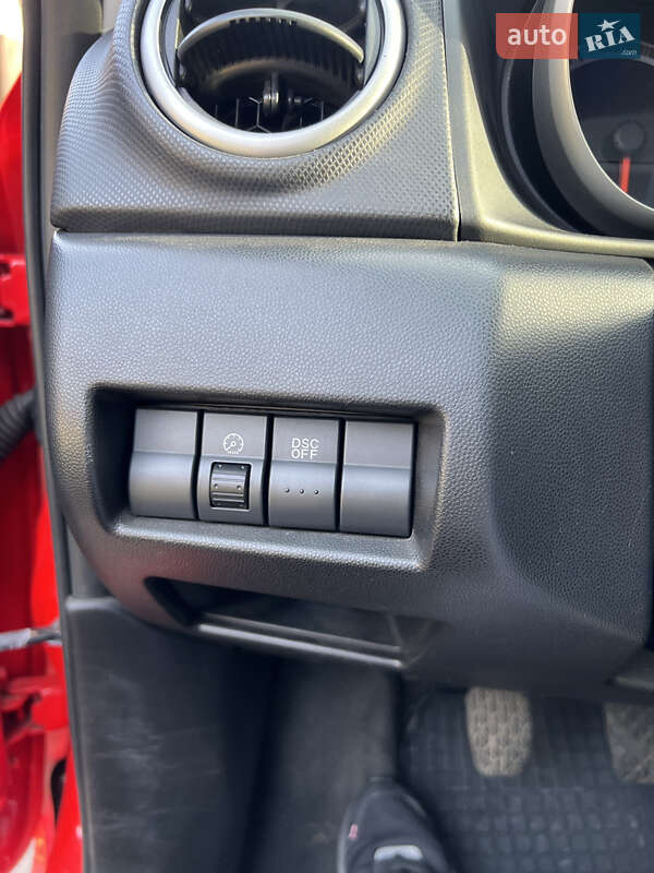 Седан Mazda 3 2005 в Чернигове