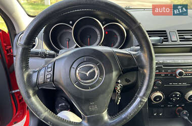 Седан Mazda 3 2005 в 