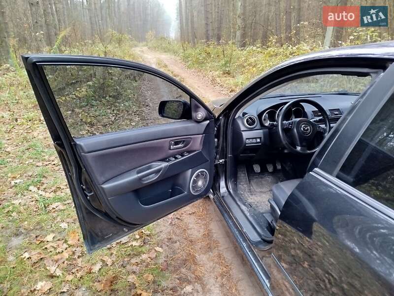Хетчбек Mazda 3 2006 в Кам'янець-Подільському