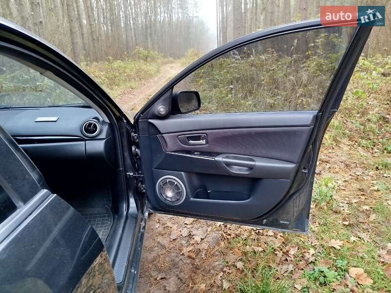 Хетчбек Mazda 3 2006 в Кам'янець-Подільському
