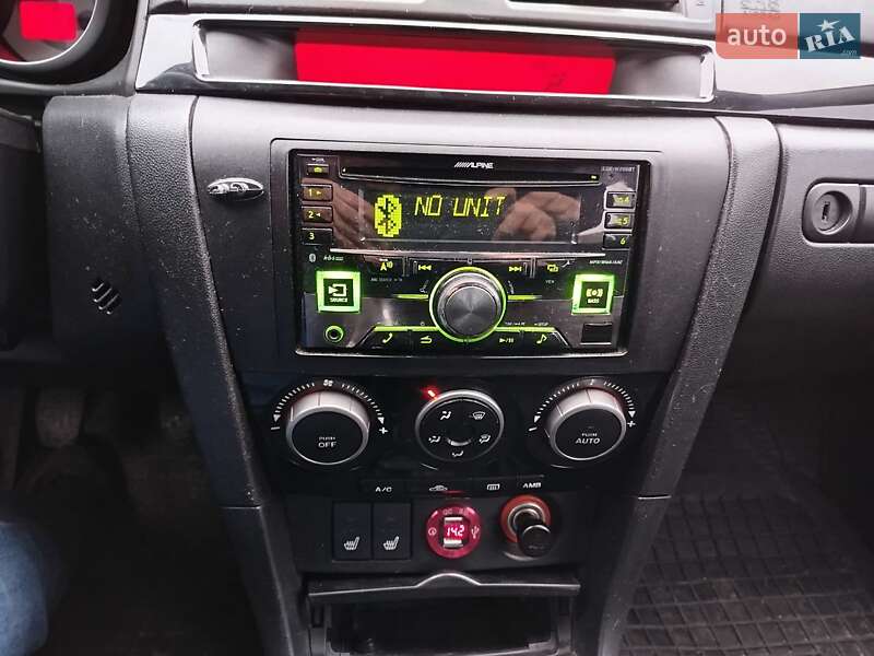 Хетчбек Mazda 3 2006 в Кам'янець-Подільському