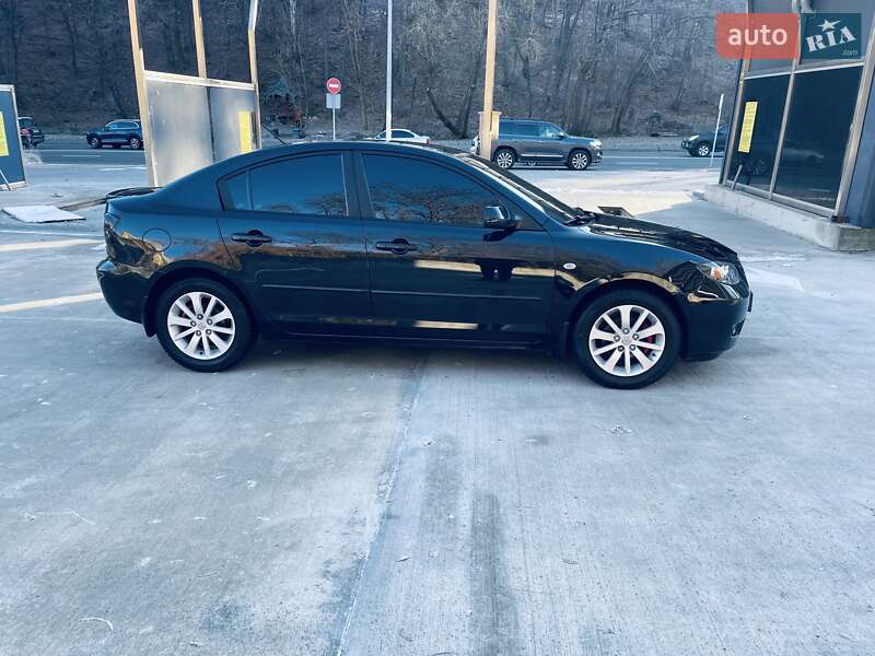 Седан Mazda 3 2007 в Киеве фото 3 Седан Mazda 3 2007 в Киеве