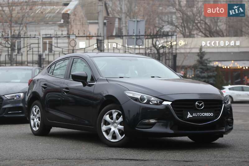 Седан Mazda 3 2016 в Києві