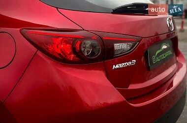 Хэтчбек Mazda 3 2015 в Киеве