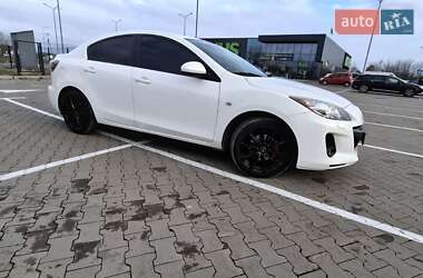 Седан Mazda 3 2012 в Киеве