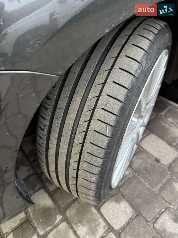 Хетчбек Mazda 3 2009 в Богуславі