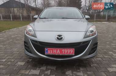 Хетчбек Mazda 3 2009 в Володимирі