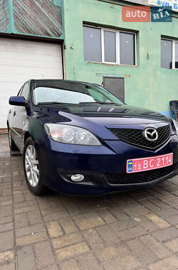 Хетчбек Mazda 3 2009 в Сумах