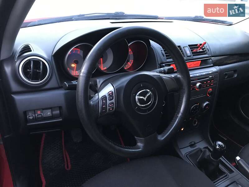 Хэтчбек Mazda 3 2007 в Львове