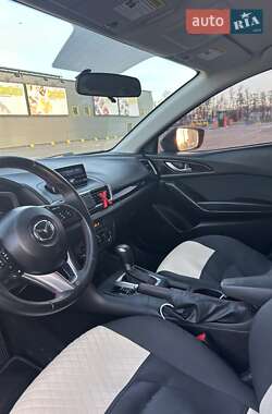 Седан Mazda 3 2013 в Киеве