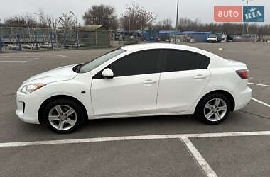 Седан Mazda 3 2011 в Днепре