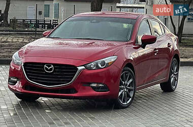 Седан Mazda 3 2018 в 