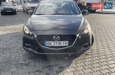 Седан Mazda 3 2016 в Рівному