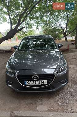 Седан Mazda 3 2018 в Каменском