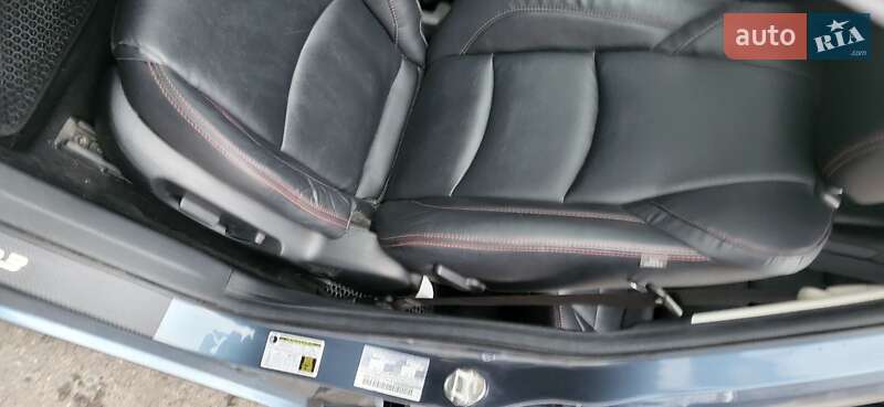 Седан Mazda 3 2015 в Полтаве