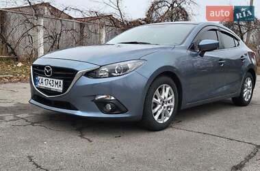 Седан Mazda 3 2015 в Полтаве